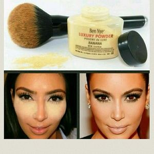 Banana Lucury Powder-Setting Powder + Sponge Appl.