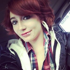 Meet your Posher, Alexandra