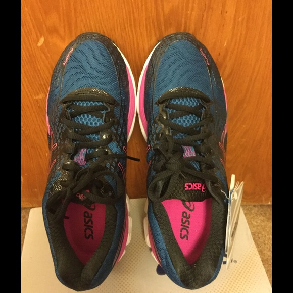 Brand-new with tags and Asics gel Nimbus 17