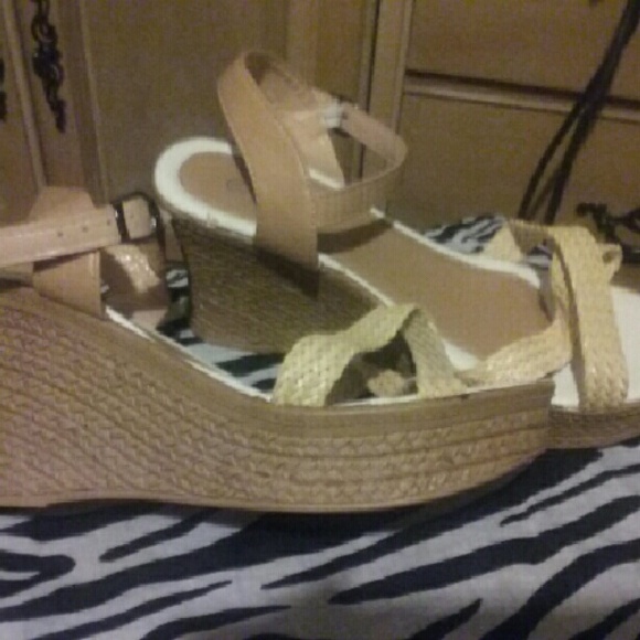 Wedge sandles