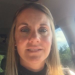 Meet your Posher, Liz