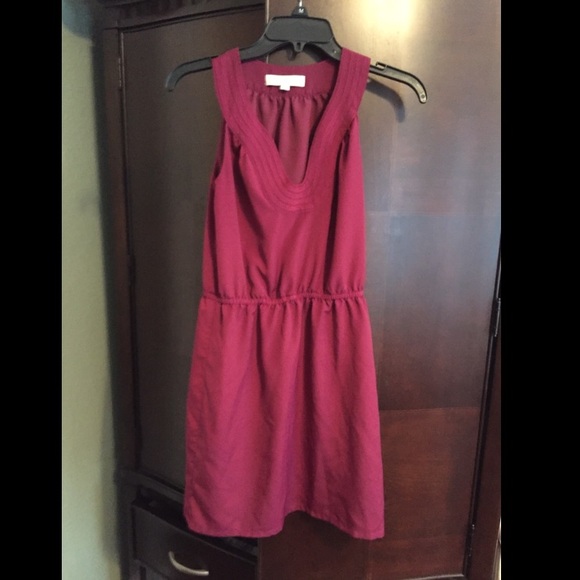 LOFT Dresses & Skirts - Loft berry colored dress