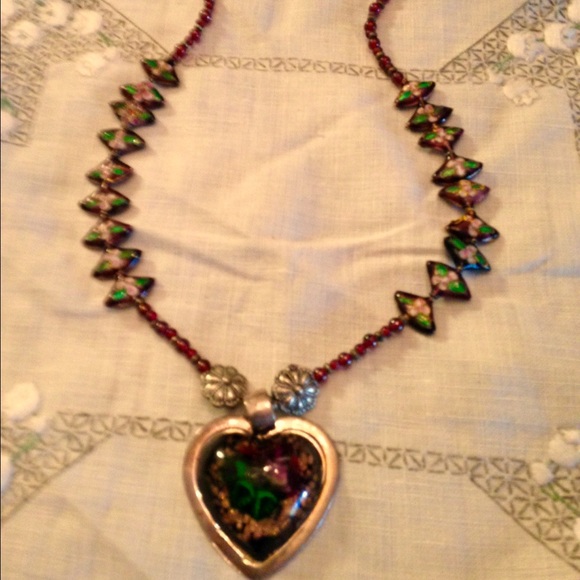 Beautiful heart charm handmade necklace - Picture 2 of 2