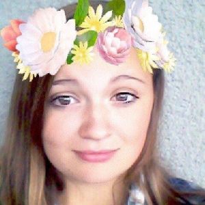Meet your Posher, Desiree
