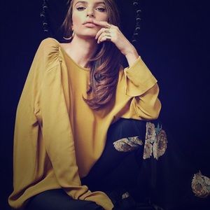 Stone Cold Fox backless long sleeve