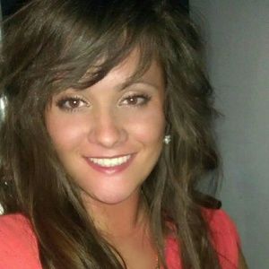 Meet your Posher, Anela