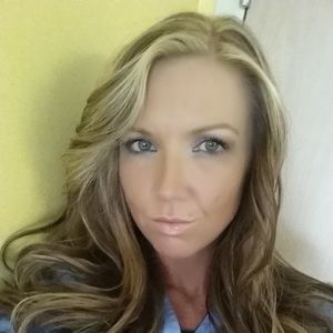 Meet your Posher, Leigh