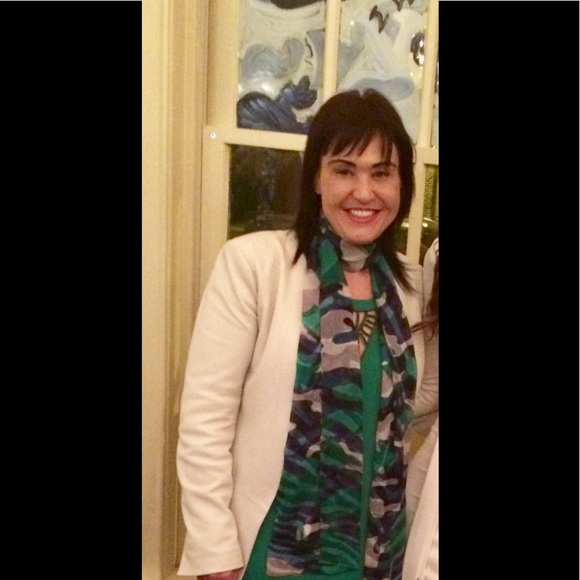 Meet your Posher, Jodi - Picture 2 of 8