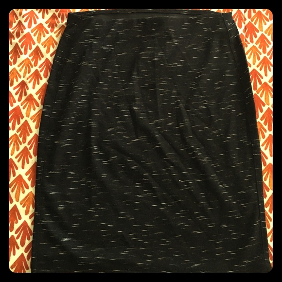 Jersey pencil skirt