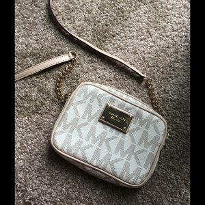 SOLD ON MERCARI Michael Kors Crossbody