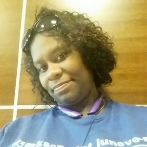 Meet your Posher, Carolyn