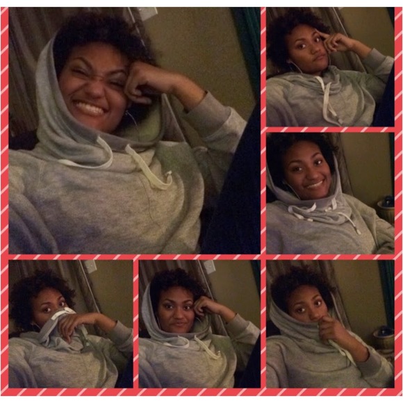 Meet your Posher, Ariel - Picture 1 of 1