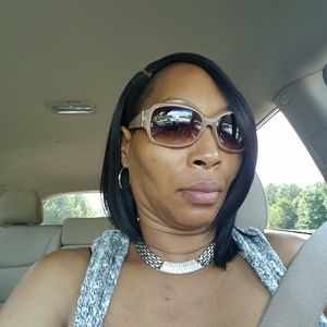 Meet your Posher, Veronica