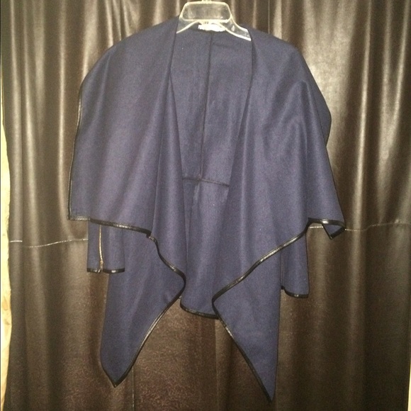 Super chic pea coat🔵 - Picture 3 of 4