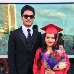 Meet your Posher, Taara