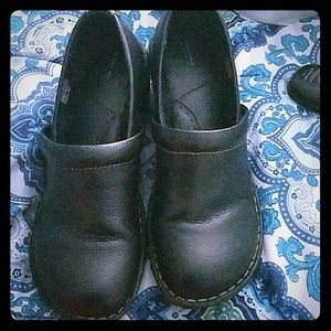 Like new black leather  shoe