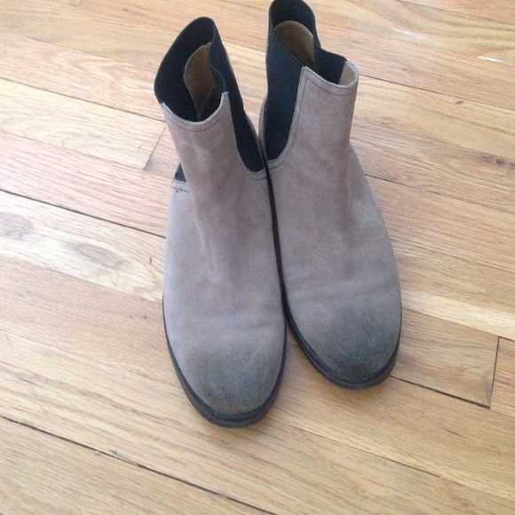 Ankle boots - Picture 2 of 3