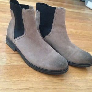 Ankle boots