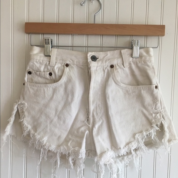 Vintage Levi white denim shorts