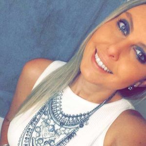 Meet your Posher, Luiza