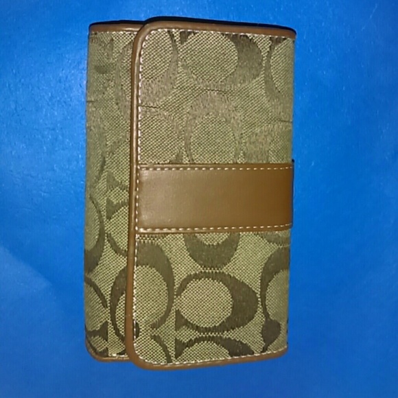 Coach wallet