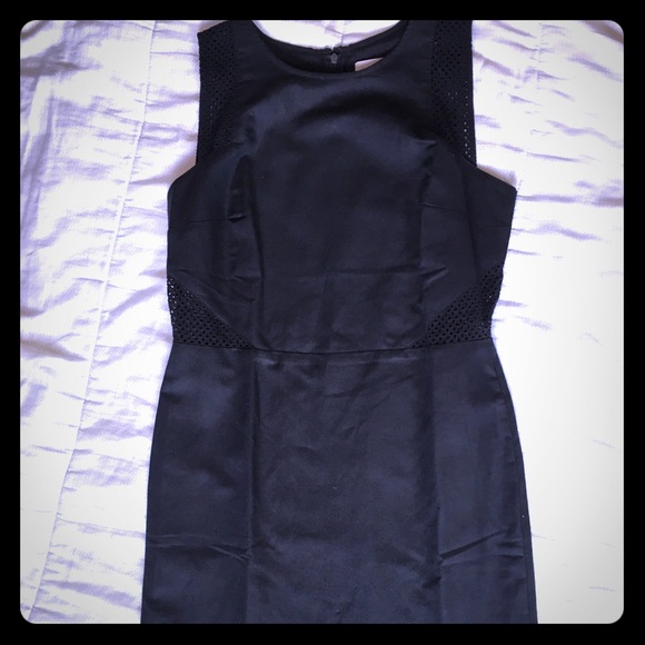 Black dress ANN TAYLOR LOFT SIZE 6
