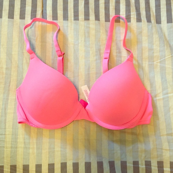 VS Pink Push-up Bra
