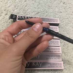 Mary Kay eyeliner navy