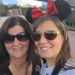 Meet your Posher, Whitney