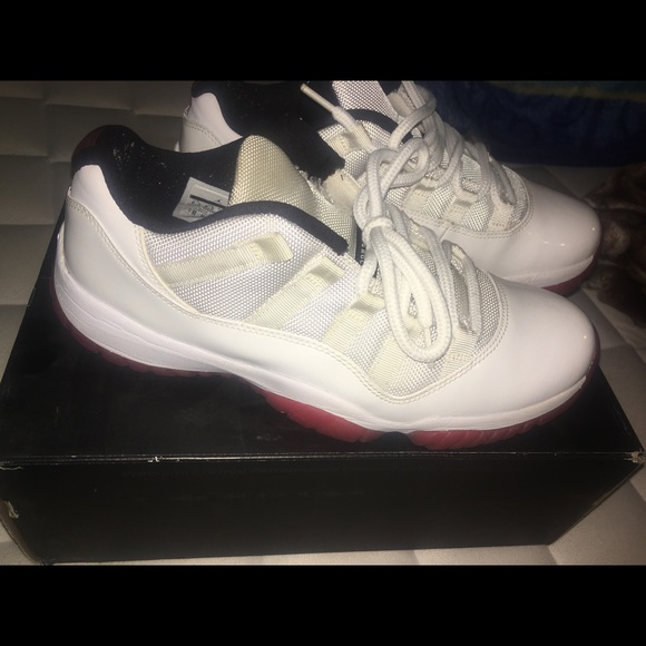 Jordan 11's