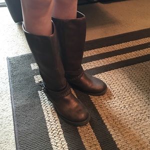 Stevie's Girls' Bronze colored boots Size 5
