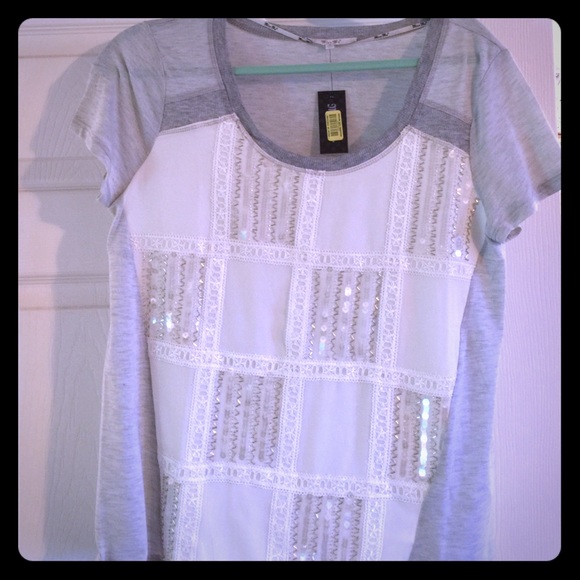 NWT Miss Me top