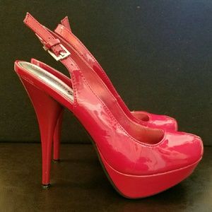 Red pumps
