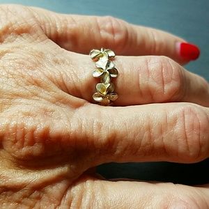 Sterling silver ring. Size 6 or 7