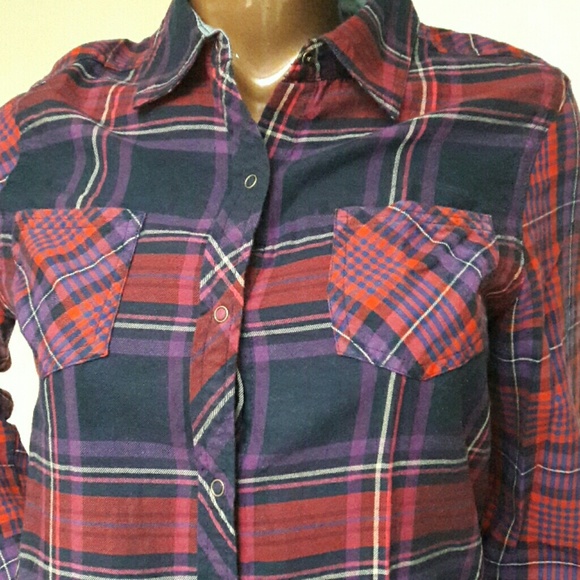 Arizona Jean Co. Plaid Flannel Snap Front Shirt - Picture 2 of 4