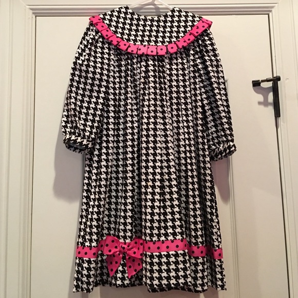 Peaches and Cream corduroy dress size 4t