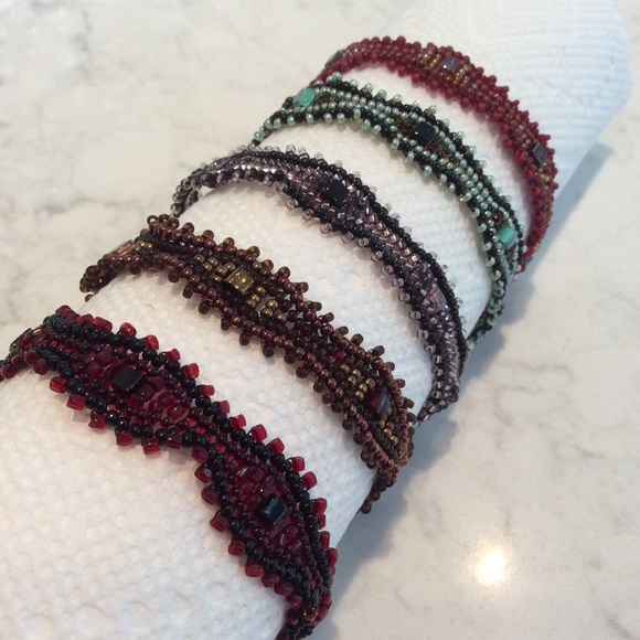 Handcrafted beaded "squiggle" bracelets.  5 colors - Picture 1 of 4