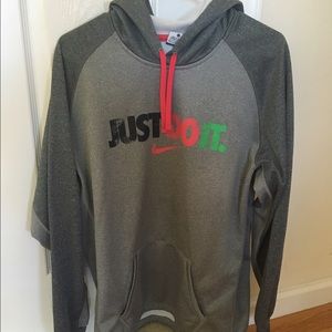 ‼️final price‼️Nike Therma Fit Sweatshirt