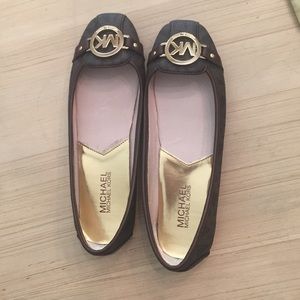 Michael kors 7 1/2 flats WORE ONCE