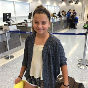 Meet your Posher, Ellis