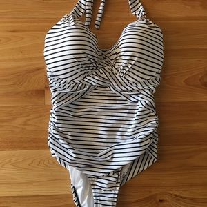 Victoria's Secret  swimsuit size 36D
