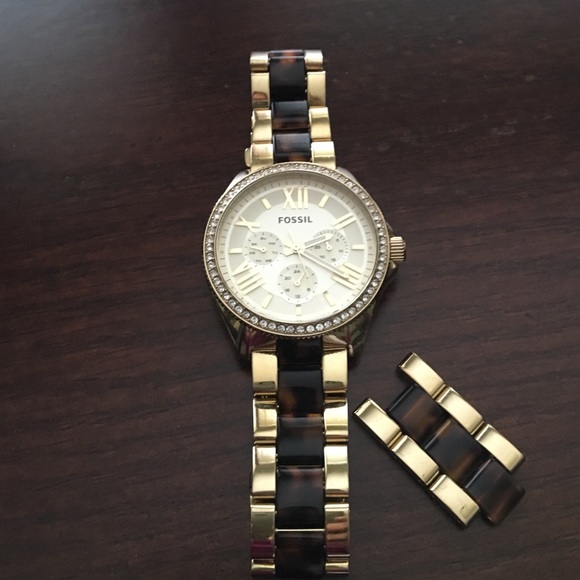 Fossil Accessories - 👠❤️FOSSIL Watch "SALE " very very pretty!!👠❤️