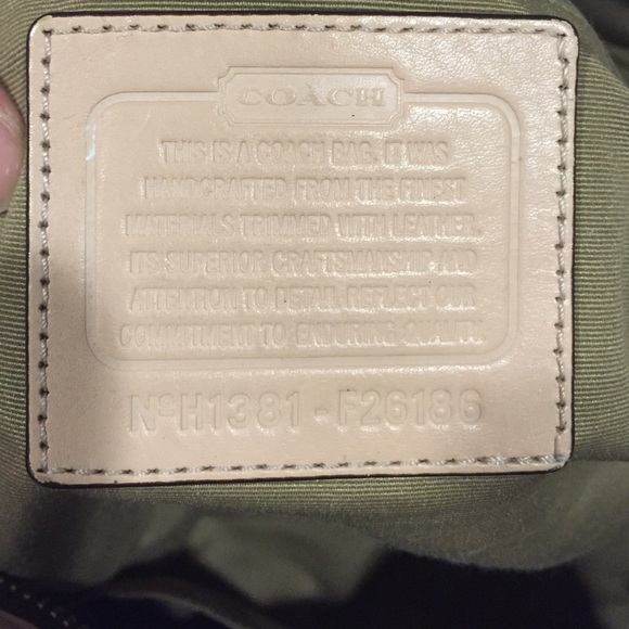 Peyton Coach Signature Leather Tote - Picture 4 of 4