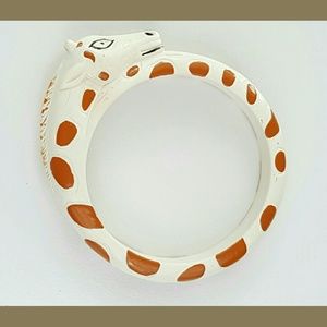 Vintage Plastic / Resin Giraffe Bangle