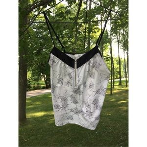 Forever 21 black and white flower tank top