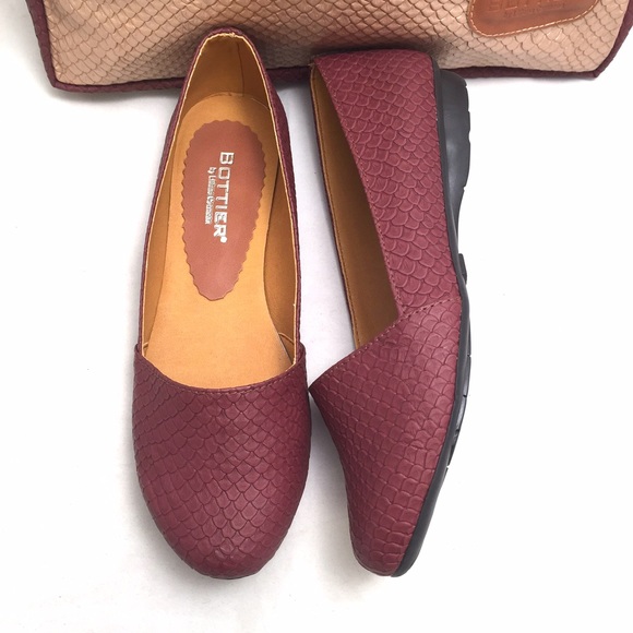LC Bottier Burgundy Flats - Picture 4 of 4