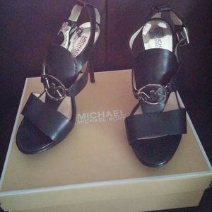 SHOE SALE! Michael Kors heels