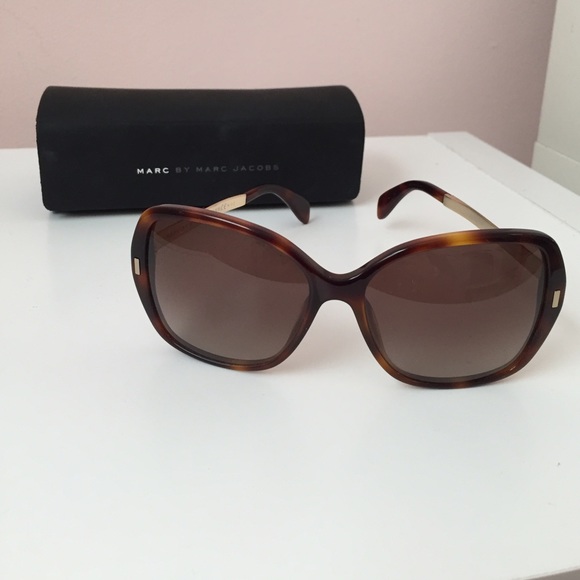 AUTHENTIC Marc By Marc Jacobs Sunglasses
