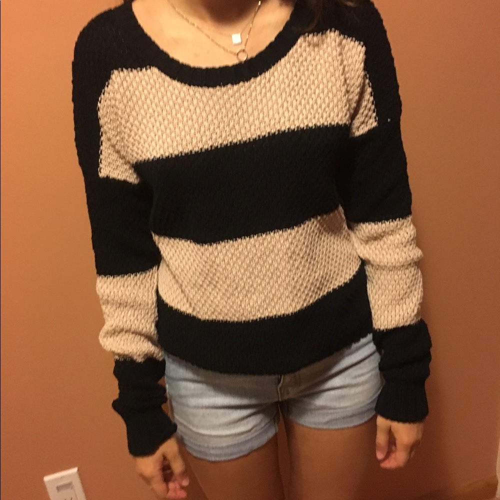 La Hearts Sweater from Pac Sun