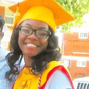 Meet your Posher, Iya